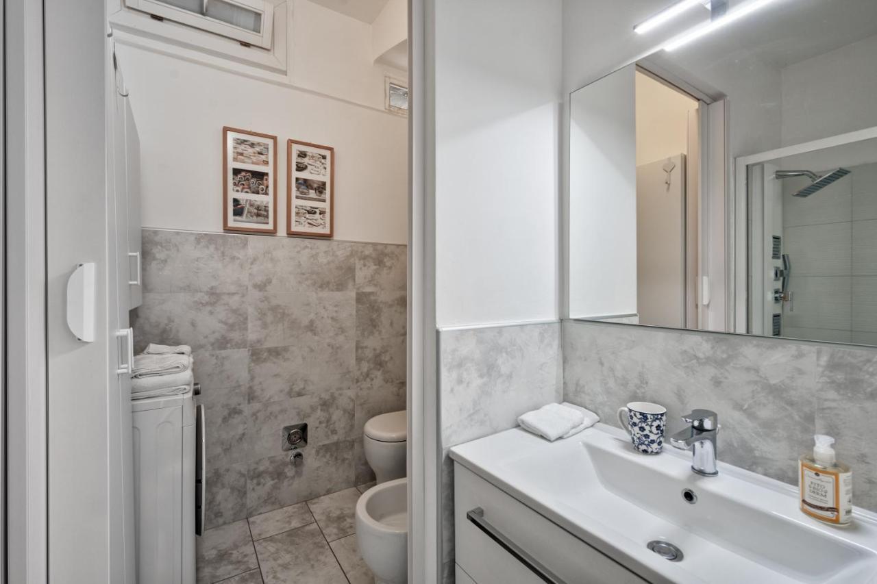 Casa Lena By Apartments To Art Torino Esterno foto